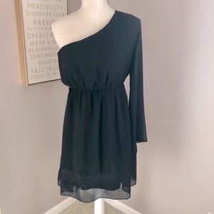 One Shoulder Black Dress